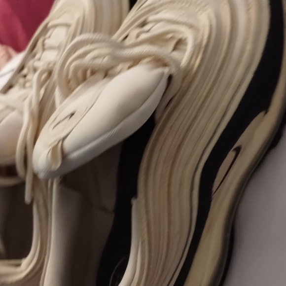 Men like size 11 - Picture 3 of 4